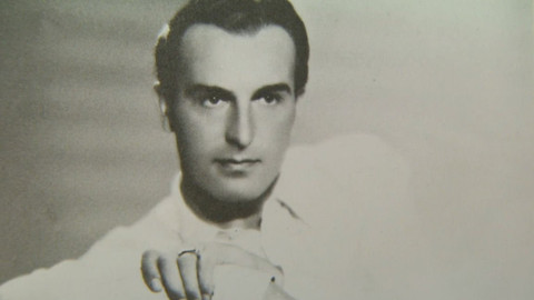 Příběhy slavných - Elegán ve fraku