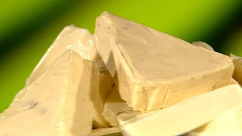 Pod pokličkou - Bez dobrého sýra v životě je díra