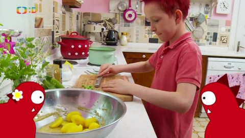 Draci v hrnci - Popenec je květina, v salátu se vyjímá