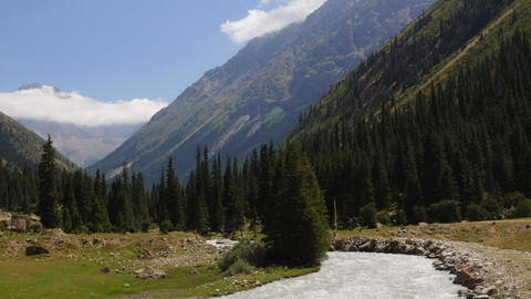 Na cestě - Na cestě po kyrgyzském Issyk-kulu
