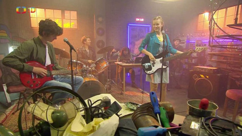 Pětka z garáže - 6/16 Kytary a baskytary