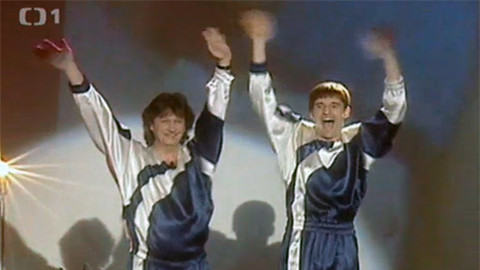 Jsou hvězdy, které nehasnou - 30. března 2002