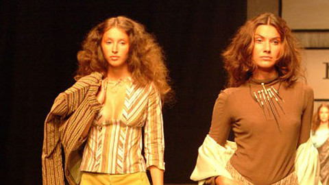 Móda - Extravagance - Manýry - Móda - Extravagance - Manýry