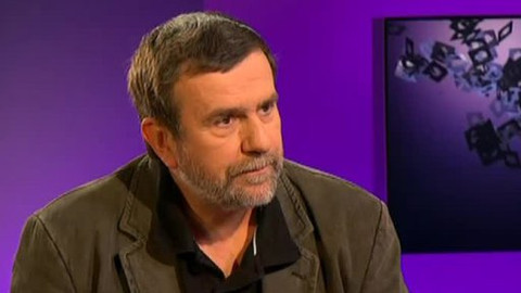 Před půlnocí - 25. října 2012