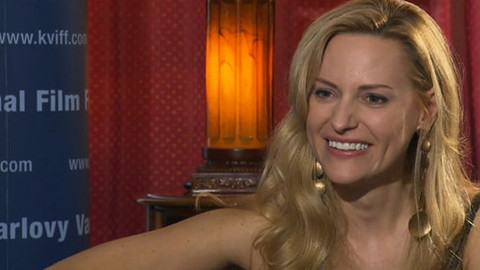 Na plovárně - Aimee Mullins