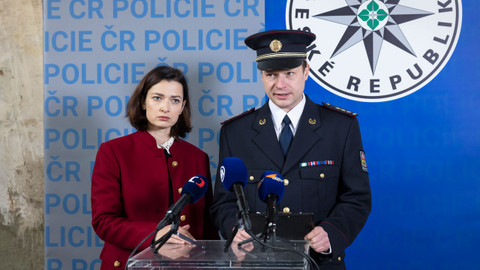 OKTOPUS - 2/13 Falza