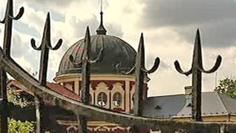 Rajské zahrady - Veltrusy a Kačina