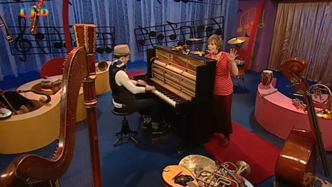 Muzicírování - 11/25 V domě straší duch