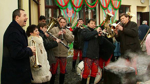 Hraje vám... / Zveme vás... - Moravská zabijačka