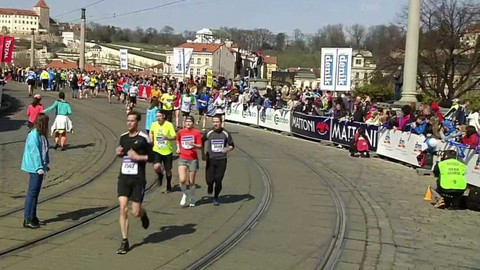 Sportovní běh a chůze - Sportisimo 1/2Maraton Praha 2016
