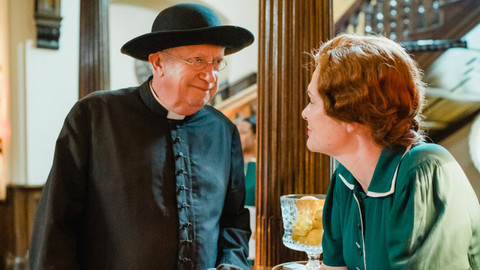 Otec Brown - 2/10 Pánský klub