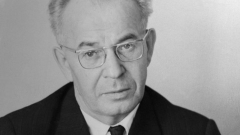 V hlavní roli Gustáv Husák