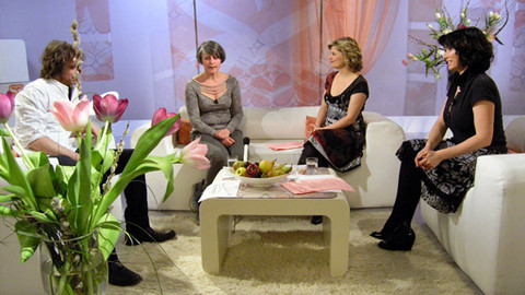 Sama doma - 26. března 2013