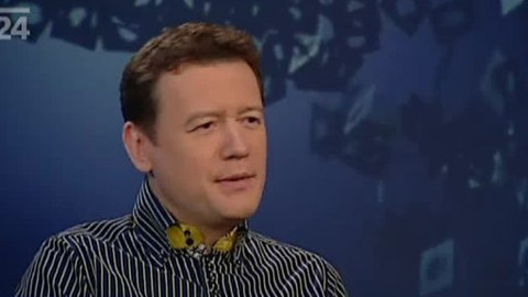 Před půlnocí - 5. března 2012