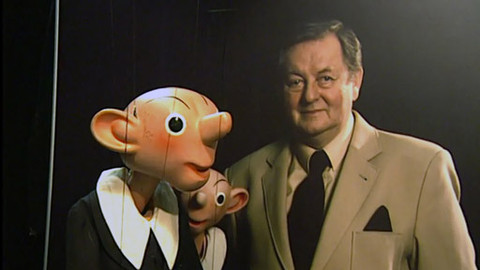 Příběhy slavných - Dřevěný mikrokosmos