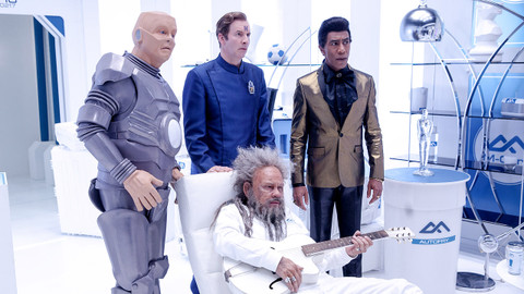 Červený trpaslík - 5/6 M-Corp