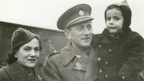 Třetí republika - 5/10 Armáda ve spárech komunistů