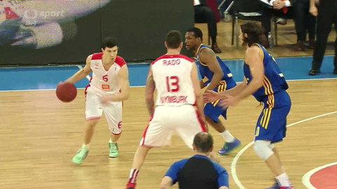 EuroCup v basketbalu - ČEZ Basketball Nymburk - Cimki Moskevská oblast