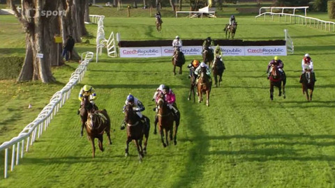 Velká pardubická - historie - 2015