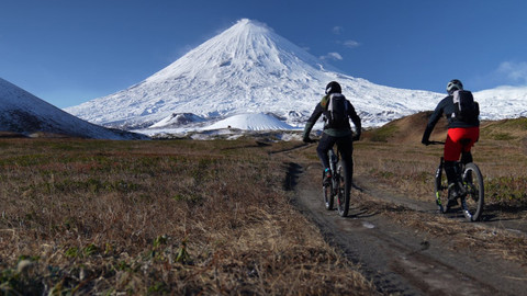 Světem na kole - 1/8 Kamčatkou, zemí sopek