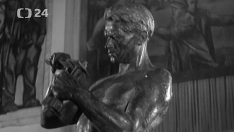 Historie.cs - Umění a totalita