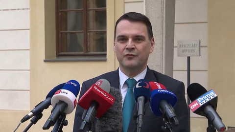 90’ ČT24 - Návrh složení budoucí vlády do konce týdne?