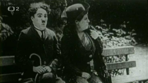 Grotesky - Chaplin v parku