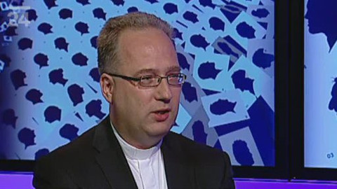 Před půlnocí - 11. července 2012