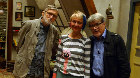 Třistatřicettři - Paralelní vesmír