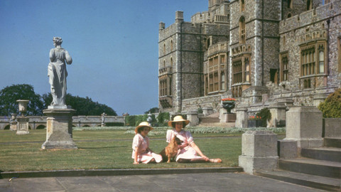 Alžběta a Margaret, královské sestry - Epizoda 1/2