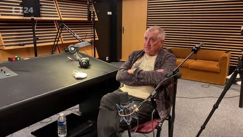 Background ČT24 - Karel Sedláček