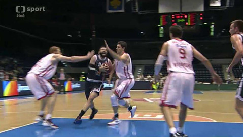 EuroCup v basketbalu - ČEZ Basketball Nymburk - UXUE Bilbao Basket