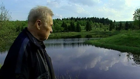 Zpět k pramenům - 2/13 Ze střechy pod okap