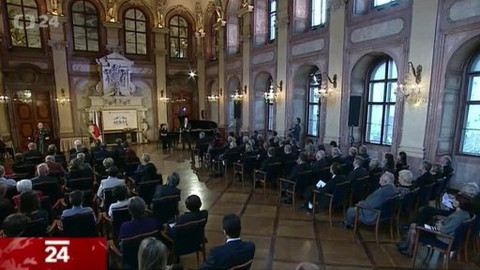 Stříbrné medaile Senátu - Stříbrné medaile Senátu PČR 2013