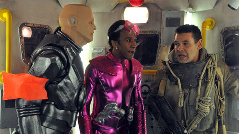 Červený trpaslík - 1/4 Zpátky na Zemi – 1. část