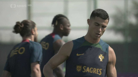 FIFA MS ve fotbale 2022 Katar - FIFA World Cup za oponou