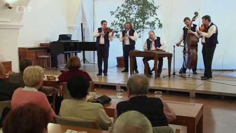 Folklorika - Kam v Brně na cimbál