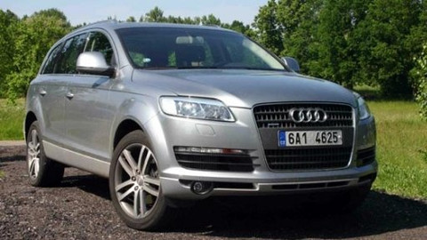 Auto Moto Revue - 8. července 2006