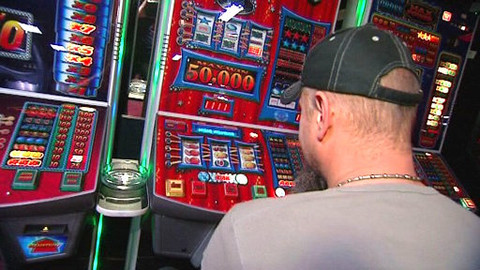 Reportéři ČT - 7. dubna 2014