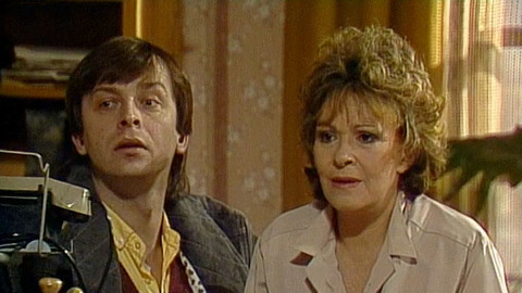 Přejděte na druhou stranu - 2/5 Trhlina