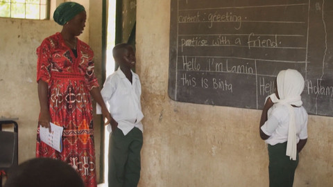 Po jedné stopě - 6/13 Nejmenším státem Afriky