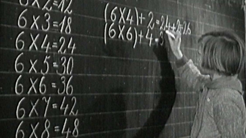 Archiv ČT24 - Školní léta