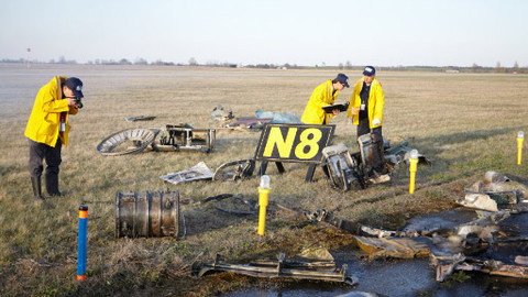 Letecké katastrofy - S tajfunem v patách
