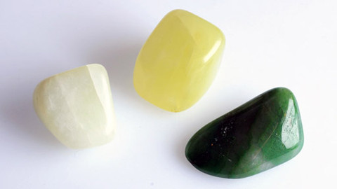 Přírodní bohatství - Smaragdy a jadeity