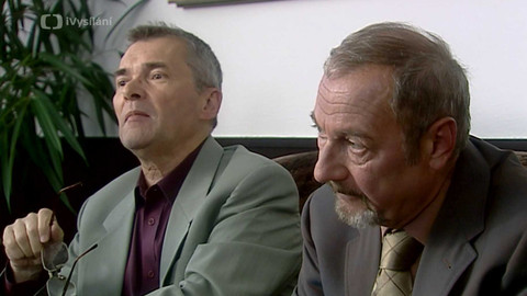 Nemocnice na kraji města - nové osudy - 5/13 Rána zezadu