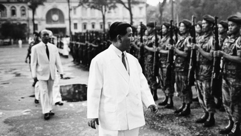 Vietnam: Zrod státu - 3/4 Válka