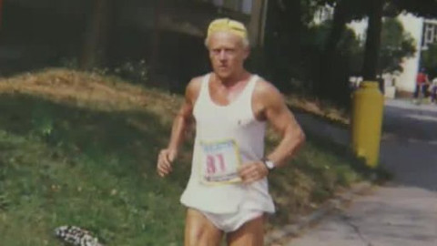 Géniové, blázni a pábitelé - Maratonec z Proskovic