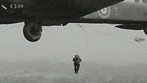 Jaro 45: když u nás končila válka - 2/20 Poslední výsadky v boji