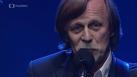 Uprostřed běhu - Básníci Live