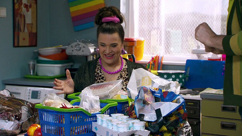 Rejpavá žížala - 14/16 Šetři jídlem